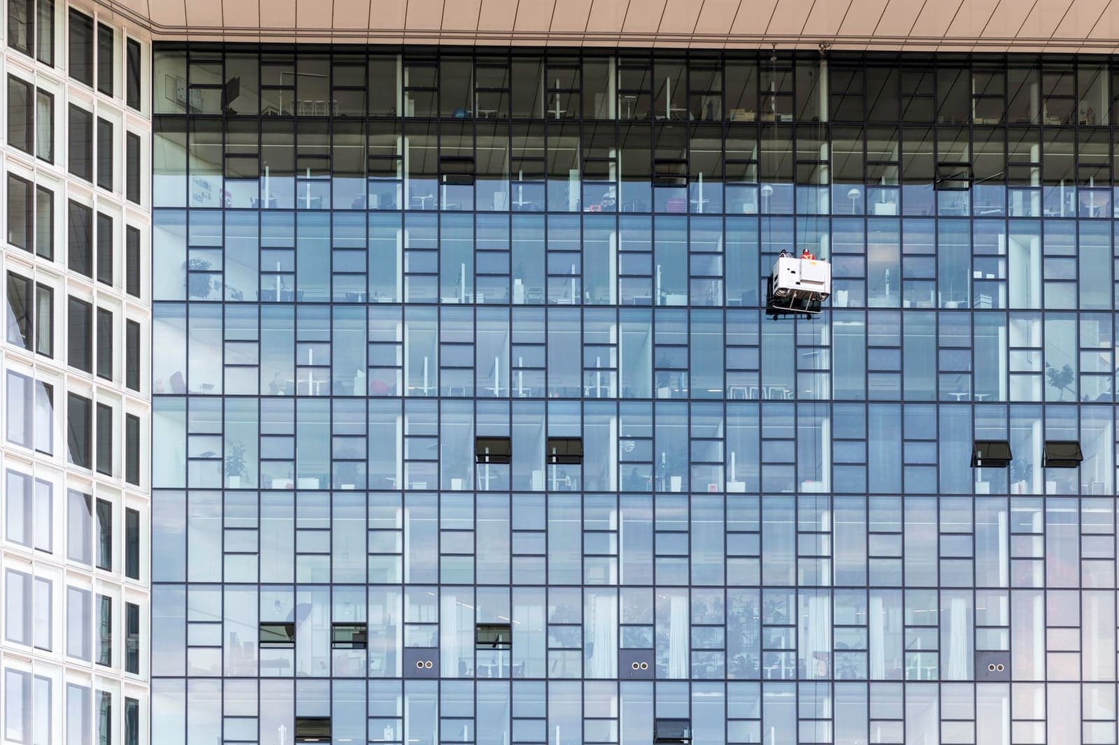 High-rise external glass and facade cleaning on a tower in the UAE